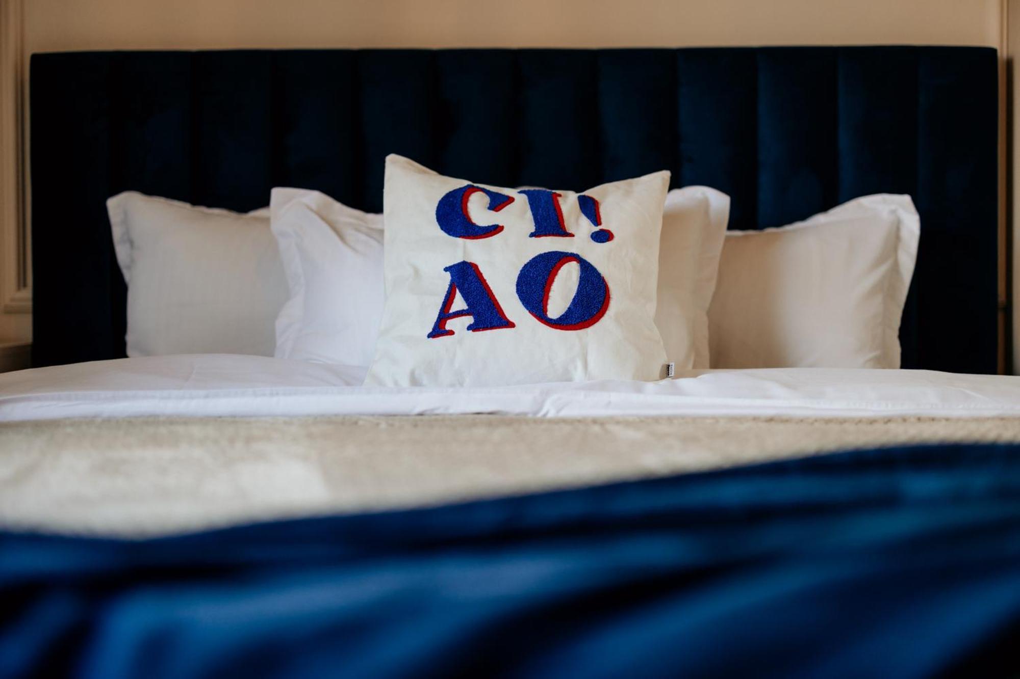 Decebal Central Studio - Elegant And Cozy Stay อาราด ภายนอก รูปภาพ