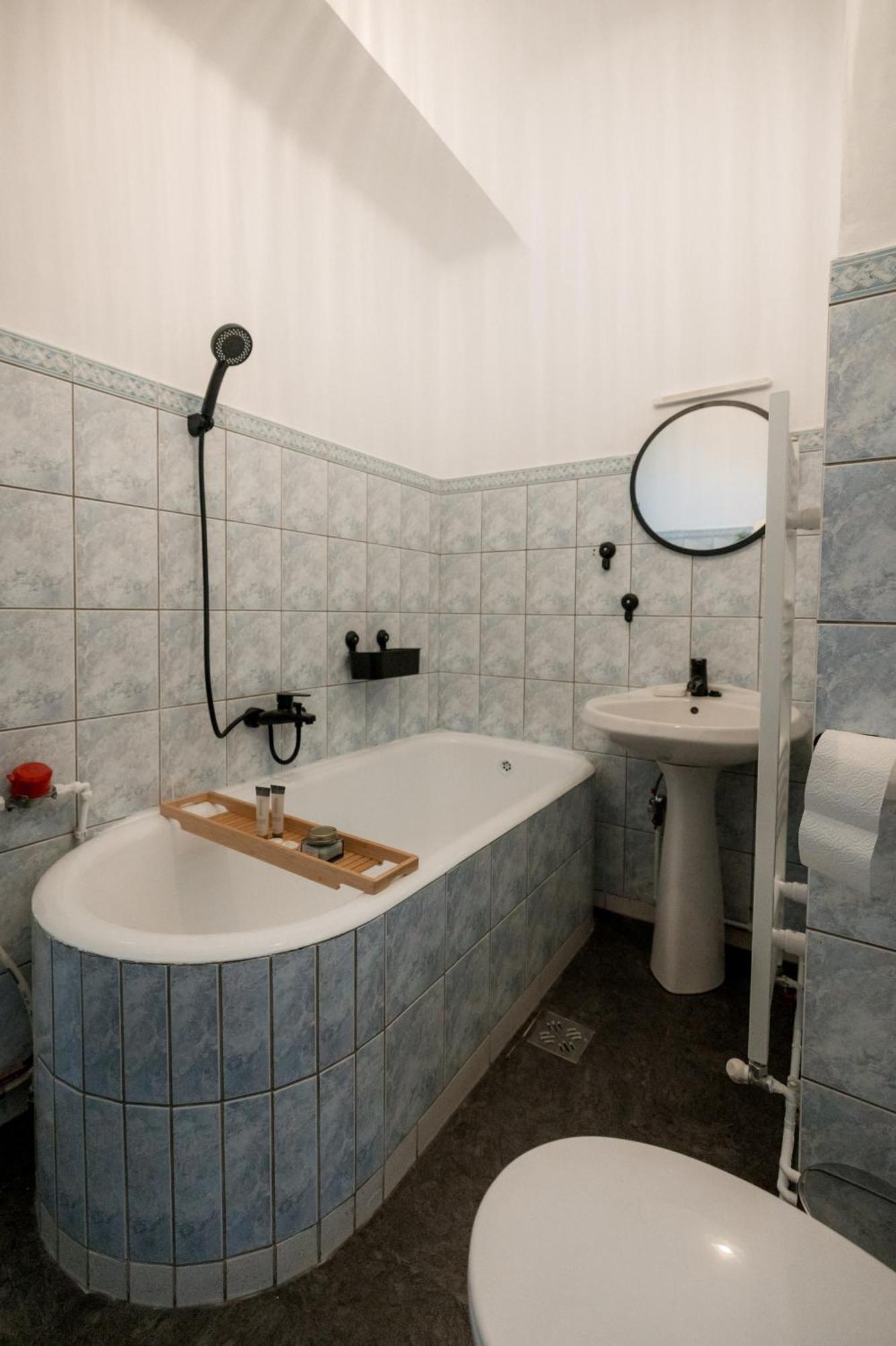 Decebal Central Studio - Elegant And Cozy Stay อาราด ภายนอก รูปภาพ