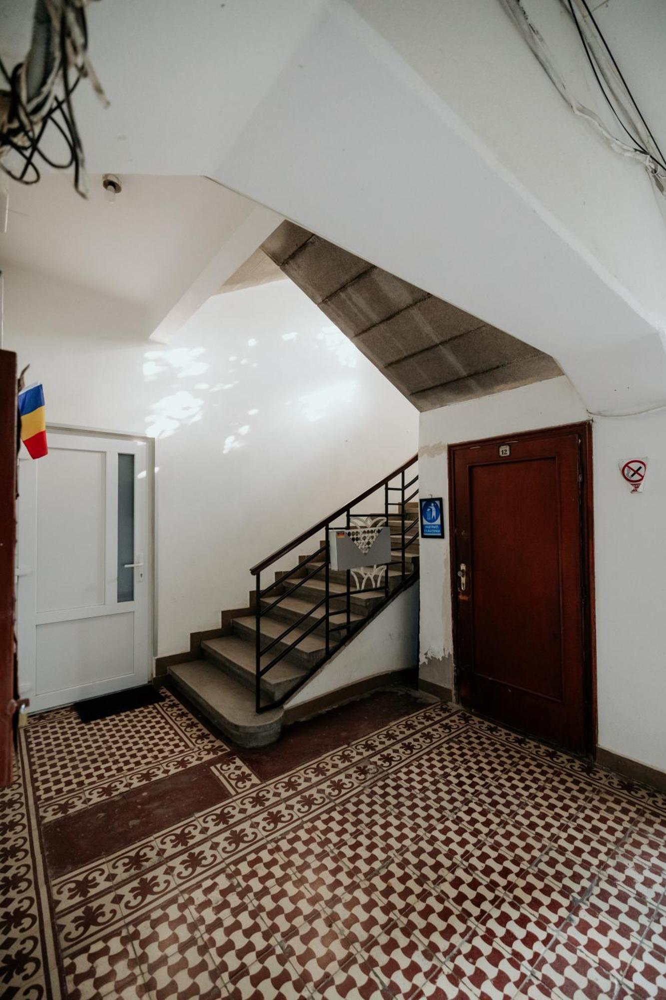 Decebal Central Studio - Elegant And Cozy Stay อาราด ภายนอก รูปภาพ